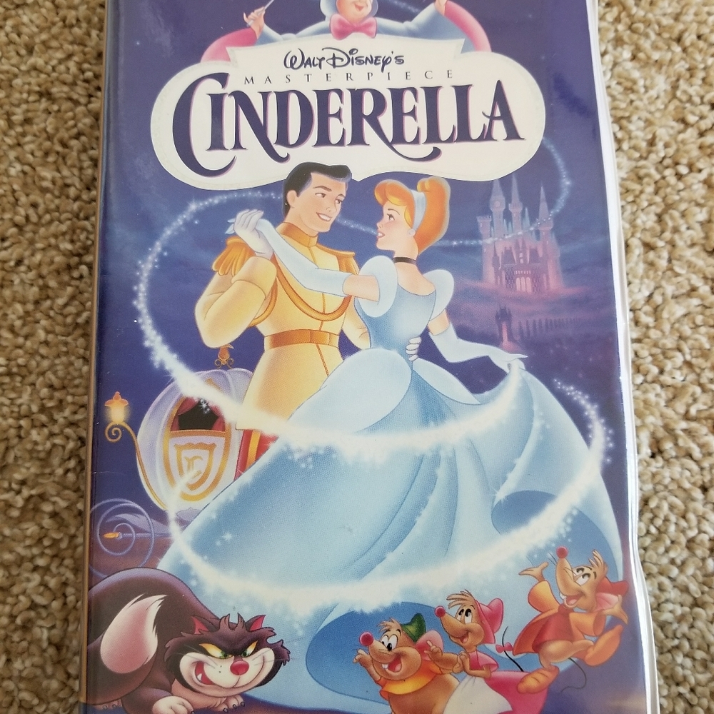 ♥️VINTAGE♥️ DISNEY VHS TAPE BUNDLE - Picture 5 of 16